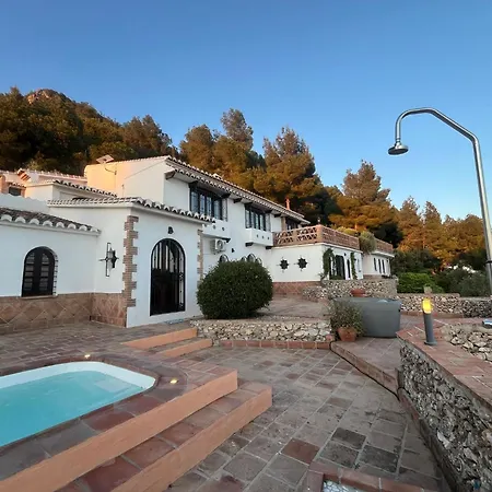 Holiday home Cortijo El Comendador Frigiliana