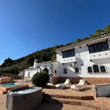 Holiday home Cortijo El Comendador *